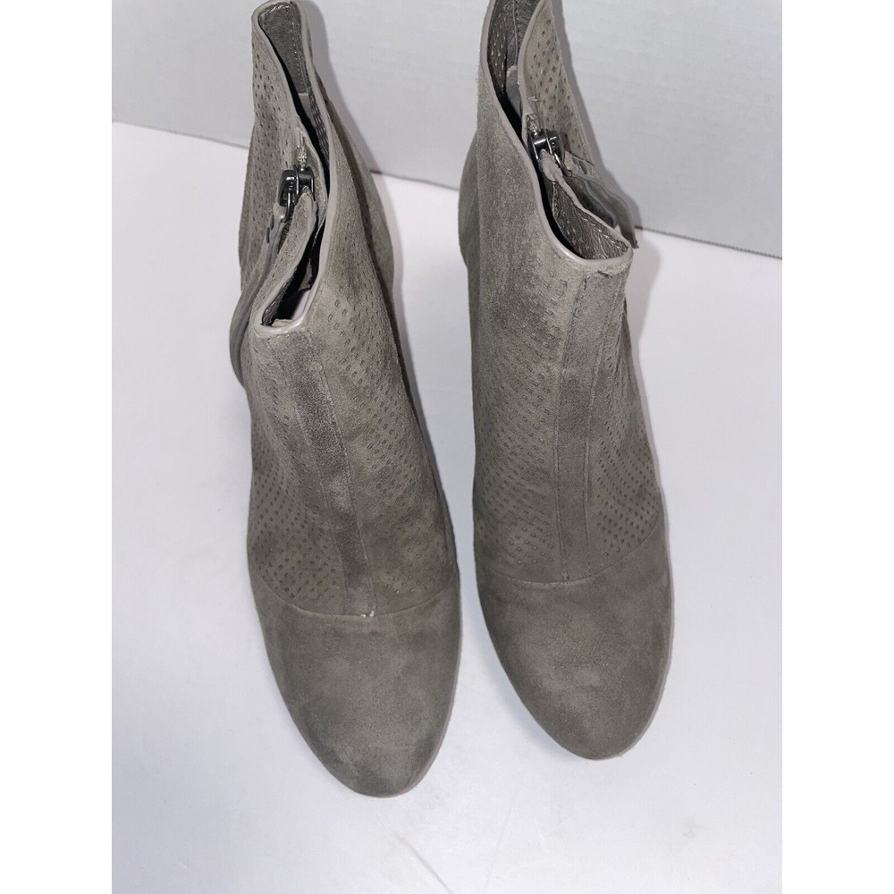 Johnston & Murphy® Women's Suede Perforated Cap Toe Booties in Grey Size 7.5 - Picture 5 of 10